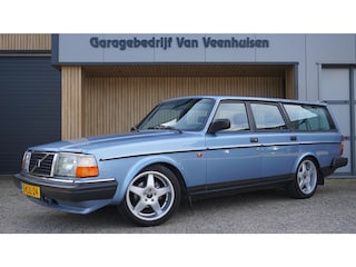 Volvo 240 240 245 2.3 Turbo 250PK B230FK Leder Airco 17inch Eiker *iPd* Cruise Control *Gereviseerde Motor* Unieke Volvo & Top Conditie!