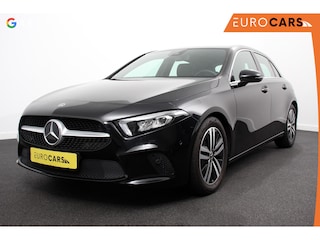 Mercedes-Benz A-klasse 180 7-DCT Progressive Style Plus Navigatie Climate Control Camera Led 17"Lichtmetalen velgen Dab Half Leder Cruise control
