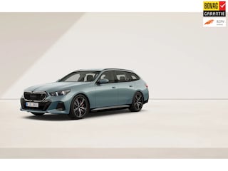 BMW i5 Touring EDrive40 M-Sport PRO, H&K, trekhaak
