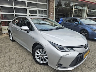 Toyota Corolla 1.8 Hybrid Active 22722 KM !!!!  NL-Auto