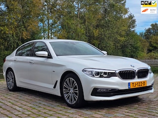 BMW 520i Executive Automaat Zeer netjes navigatie trekhaak cruis control parkeer sensor