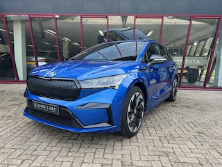 Skoda Enyaq iV 80 Sportline | SOH 92.4% | Pano | Warmtepomp | Crystal lights | 360 Camera | Keyless | Trekhaak | Stoel/Stuurverw. | Virtual |