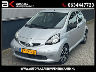 Toyota Aygo 1.0-12V Access carplay Airco Nieuwe apk NAP
