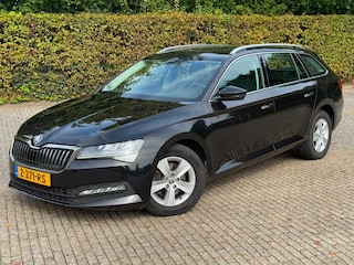 Skoda Superb Combi 1.5 TSI ACT Business Edition Automaat | ACC | Navi | CarPlay | Keyless | LED