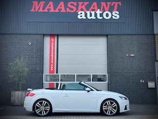 Audi TT 2.0 TFSI / S-Line / Matrix / Navi / Nappa interior / Neck heating / FULL SERVICE FILE!