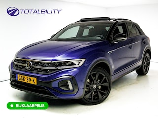 Volkswagen T-Roc 1.5 TSI R-Line Black Style | Panoramadak | Camera | Afn Trekhaak | IQ-Light | Beats audio | Travel assist | Stoel- & stuurverwarming, Apple Carplay/Android auto, Camera, Afn. trekhaak, Elec. klep