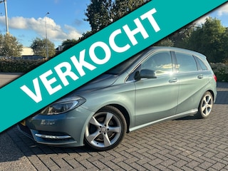 Mercedes-Benz B-klasse 200 Ambition | Automaat | Cruise control | Climate control | Achteruitrijcamera |