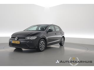 Volkswagen Polo 1.0 TSI Life Business | Orgi. NL | Rijklaar! | Apple CarPlay | Adapt. Cruise | Stoelverw. | PDC | Navi