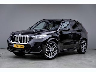 BMW X1 xDrive30e M-Sport Org.NL|Pano-dak|H&K|Trekhaak|HuD|360°|1e-eig.|Dealeronderhouden