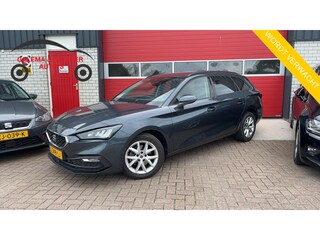 Seat Leon Sportstourer 1.0 TSI Style Business Intense TREKHAAK / CAMERA / CARPLAY / NAVI / CLIMA / PDC / BLUETOOTH / ACC / NL-AUTO