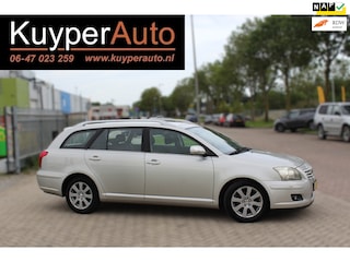 Toyota Avensis Wagon 1.8 VVTi Luna Business AUTOMAAT CLIMA TREKHAAK NAVI LM