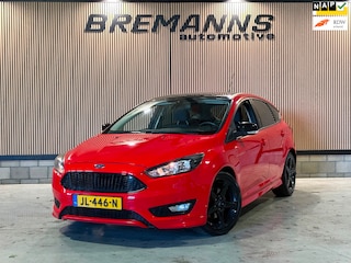 Ford Focus 1.5 Red Edition
