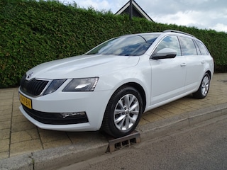 Skoda Octavia 1.0 TSI BNS EDITION-Clima-Media app-Blth-Trkh-Cruise-Verw stl