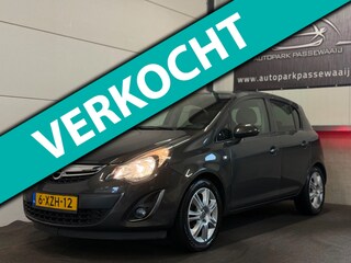 Opel Corsa 1.2-16V BlitZ Cruise Control, Airco, Stoelverwarming, Stuurverwarming, Navigatie, NAP, Parkeersensoren Achter