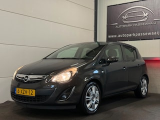 Opel Corsa 1.2-16V BlitZ Cruise Control, Airco, Stoelverwarming, Stuurverwarming, Navigatie, NAP, Parkeersensoren Achter
