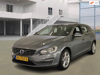 Volvo V60 2.4 D6 Twin Engine Momentum NAVI PSENSOR CRUISE TREKHAAK 2 X SLEUTELS