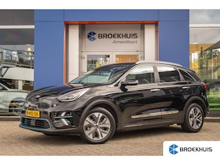 Kia Niro e-Niro ExecutiveLine 64 kWh | Elek. Stoelen met Memory | Leder | Stoelventilatie- Verwarming | Apple Carplay/Android Auto | Achteruitrijcamera | Dodehoek detectie | Achteruitrijcamera | Apple Carplay/Android Auto|telefoonintegratie premium | Cruise control adaptief met Stop&Go en stuurhulp