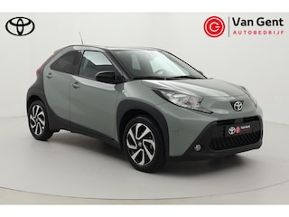 Toyota Aygo 1.0 VVT-i S-CVT Pulse | Apple Carplay / Android Auto | Parkeersensoren voor/achter | Keyless | Adaptive Cruise | Clima | Camera | 17 inch | Privacy glas
