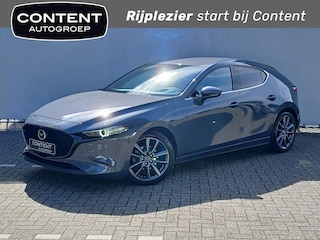 Mazda 3 Hatchback Luxury edition / All-seasons / Navi / Cruise / Climate