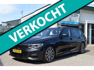 BMW 3-serie Touring 330i Plus-Edition M pakket Pano M-sport Leder