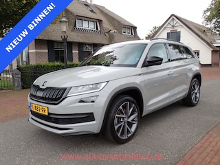 Skoda Kodiaq 1.5 TSI SPORTLINE 7-PERS / TREKHAAK / CARPLAY / CAMERA / KEYLESS / MEMORY