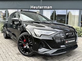 Audi e-Tron 50 Quattro S Line Black/RS Stoelen/Pano/93%SOH Audi e-tron 50 Quattro S Line Black/ RS Stoelen/ Pano/ Sfeer
