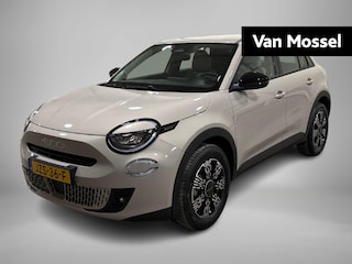 Fiat 600 1.2 Hybrid Icon 145pk Apple carplay / Android Auto | Parkeersensoren | Climate Conttrol | Cruise Control | 2 + 6 jaar Speciale garantie! |
