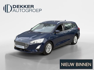 Ford Focus Wagon 1.5 EcoBoost Titanium Business | 1500 kg trekkracht | WINTER PACK