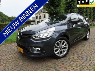Renault Clio 1.2 TCe Intens Leer/Stof Sportstoelen Ecc Cruisecontrol Navigatie Achteruitrijcamera Keyless Entry Bleutooth Pdc Led 5 Drs Lm Velgen***Goed Onderhouden***