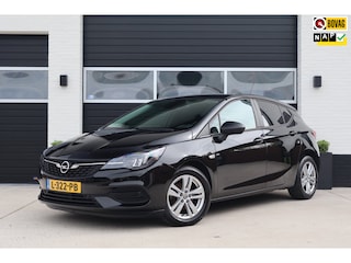 Opel Astra 1.2 110pk Edition - 1e eigenaar! - Navigatie - Lichtmetalen velgen - LED - NL Auto - Achteruitrijcamera