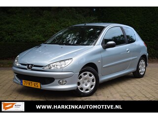 Peugeot 206 1.4 Air-line | NWE APK | AIRCO