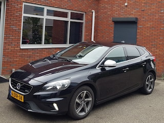 Volvo V40 D4 R Design Navi Trekhaak 1/2 Leder Ecc