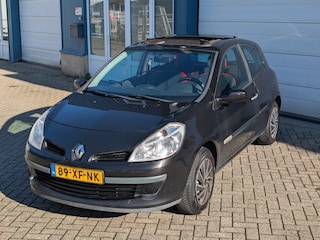 Renault Clio 1.4-16V Rip Curl Airco Pano NAP