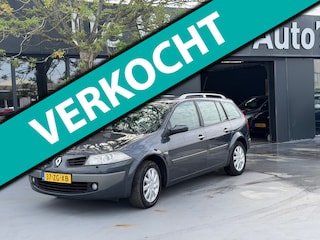 Renault Mégane Grand Tour 2.0-16V Tech Line/ airco/ trekhaak/ NAP/ Goed onderhouden Nieuwe APK. 6 maanden garantie