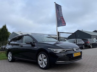 Volkswagen Golf Variant 1.5 eTSI Style 150pk Trekhaak stuur/stoel verwarming