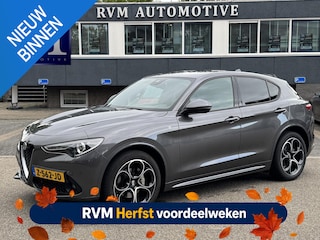 Alfa Romeo Stelvio 2.2 JTD AWD Veloce Automaat | VAN: € 34.900- VOOR: € 32.877,- UW HERFSTVOORDEEL: € 2.023,- | CAMERA| STOEL + STUURVERWARMING + MEMORY| KEY LESS ENTRY | LEDER | ADAPT. CRUISE CONTROL | 12 MND BOVAG GARANTIE