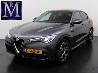 Alfa Romeo Stelvio 2.2 JTD AWD Veloce Automaat | VAN: € 34.900- VOOR: € 32.877,- UW HERFSTVOORDEEL: € 2.023,- | CAMERA| STOEL + STUURVERWARMING + MEMORY| KEY LESS ENTRY | LEDER | ADAPT. CRUISE CONTROL | 12 MND BOVAG GARANTIE