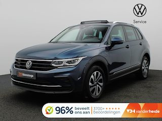 Volkswagen Tiguan 1.4 TSI eHybrid Life Business 245PK DSG SOH 94,13%, Panoramadak, Trekhaak, Parkeersensoren voor en achter, Stoel-Stuurverwarming, Adaptieve Cruise Control, LED Plus Verlichting, Elektr. Achterklep, 17" LM Velgen