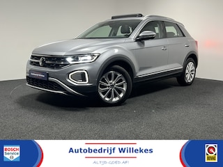 Volkswagen T-Roc 1.5 TSI Style | PANO | NAVI | STOELVERWARMING | ACC |