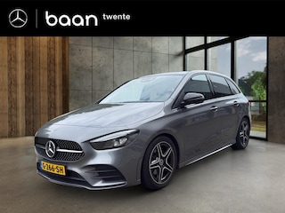 Mercedes-Benz B 180 Business Solution AMG | Panoramadak | Trekhaak | Parkeercamera