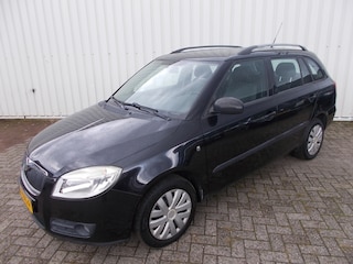 Skoda Fabia Combi 1.2-12V Go ( NW. APK KEURING BIJ VERKOOP )