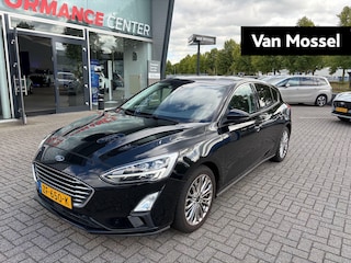 Ford Focus Titanium Business | CLIMATE CONTROL | PRIVACY GLASS | KEYLESS ENTRY | 17 INCH LICHTMETALEN VELGEN | PARKEERSENSOREN VOOR EN ACHTER |