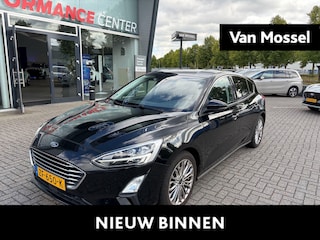 Ford Focus Titanium Business | CLIMATE CONTROL | PRIVACY GLASS | KEYLESS ENTRY | 17 INCH LICHTMETALEN VELGEN | PARKEERSENSOREN VOOR EN ACHTER |