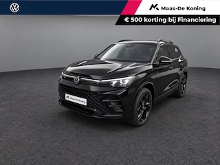 Volkswagen Tiguan 1.5 272pk DSG eHybrid R-Line Edition · Panoramadak · 360 Camera · Wegklapbare Trekhaak · Massage · Black style · 20'' Inch · Garantie t/m 22-06-2030 of 100.000km