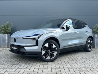 Volvo EX30 P3 Long Range Plus Europa 69 kWh | Stoel & stuurverwarming | Black pakket | Pilot Assist | Harman/Kardon | Warmtepomp |