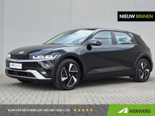 Hyundai Ioniq 5 Connect 84 kWh / Accu SoH 99,2 % / Fabrieksgarantie tot 04-2030 / CCS snelladen / 19" LM wielen & All Season banden / 1.600 kg Trekgewicht / Elektrische achterklep / Stuur & Stoelverwarming / Warmtepomp / Achteruitrijcamera / Adaptief cruise control /
