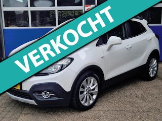 Opel Mokka 1.6 Cosmo / Trekhaak / Leder / Navigatie / Stoel-stuurverwarming / Cruise control / Camera / 18 inch / 4 nieuwe banden