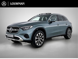 Mercedes-Benz GLC 300e 4MATIC Business Solution Luxury | Comfortpakket Plus | Parkeerpakket | Trekhaak | Panoramaschuifdak | DISTRONIC | Sierdelen hout aluminiumlines | URBAN GUARD Plus | Dakhemel stof zwart |