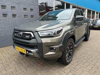 Toyota Hilux 2.8 D-4D XC Invinc.
