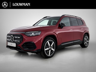Mercedes-Benz GLB 200 Business Solution AMG 7p. 58 kWh | Premium pakket | Nightpakket | Winterpakket | Sportstoelen | Trekhaak | Vast panoramadak | Massage functie | GUARD 360° | 19” vijfspaaks lichtmetalen AMG-velgen |